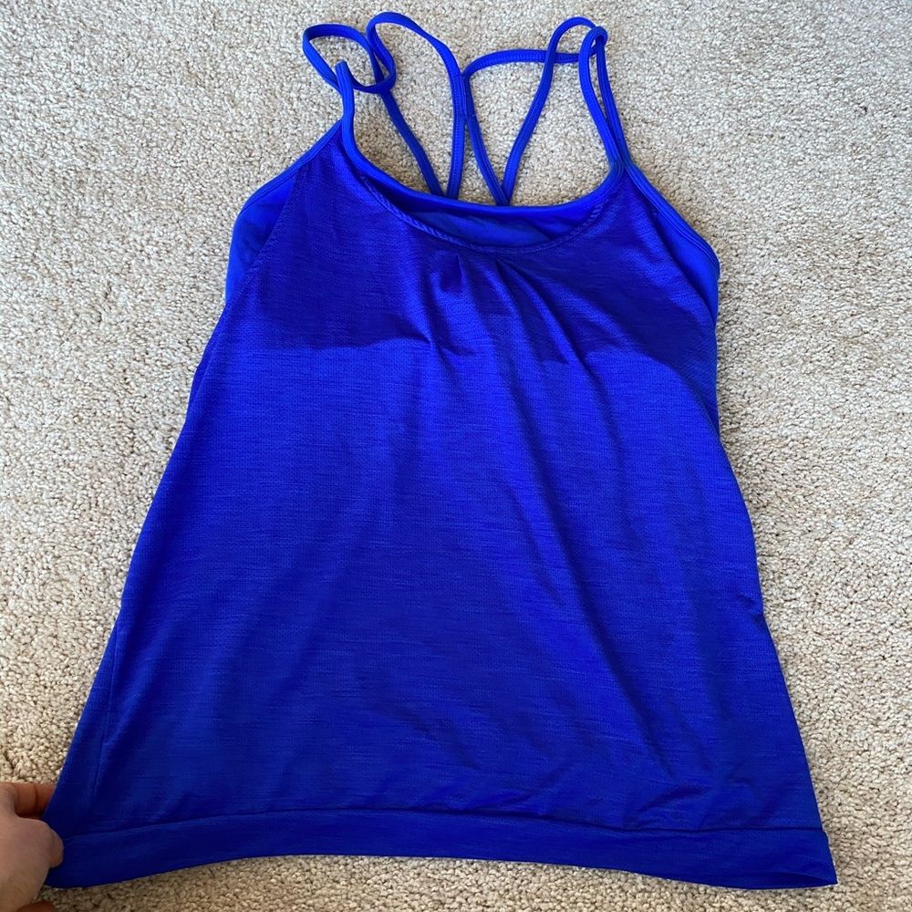 Like new! Athleta built in sports bra tank
